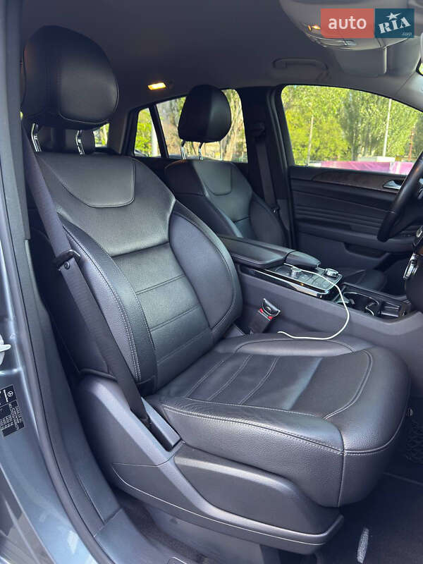 Внедорожник / Кроссовер Mercedes-Benz GLE-Class 2017 в Одессе
