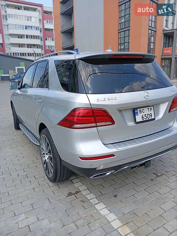 Внедорожник / Кроссовер Mercedes-Benz GLE-Class 2015 в Львове