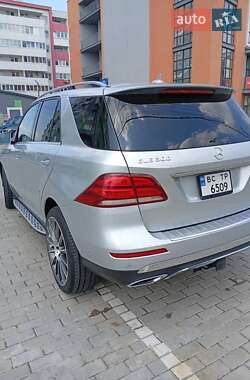 Внедорожник / Кроссовер Mercedes-Benz GLE-Class 2015 в 