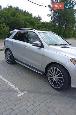 Внедорожник / Кроссовер Mercedes-Benz GLE-Class 2015 в 