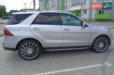 Внедорожник / Кроссовер Mercedes-Benz GLE-Class 2015 в 