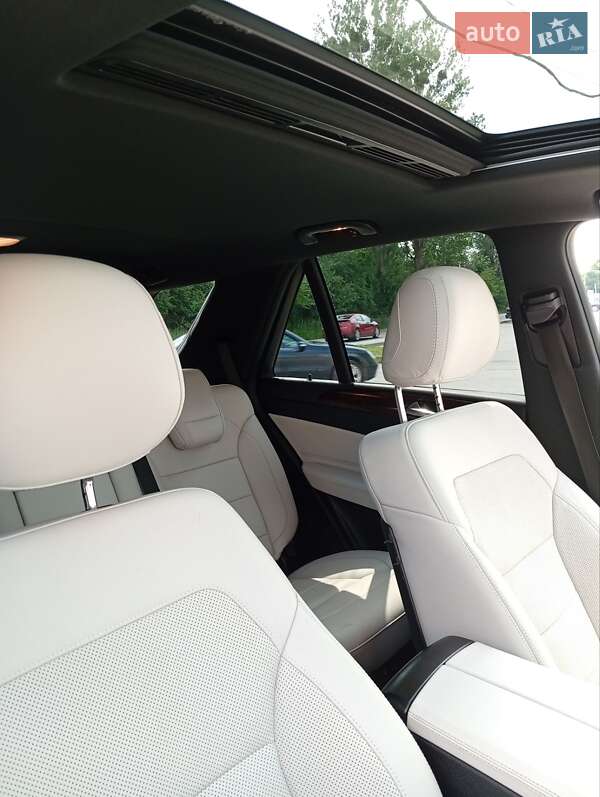Внедорожник / Кроссовер Mercedes-Benz GLE-Class 2015 в Львове