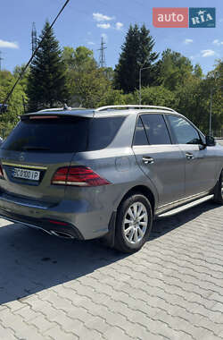 Внедорожник / Кроссовер Mercedes-Benz GLE-Class 2017 в 