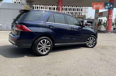 Внедорожник / Кроссовер Mercedes-Benz GLE-Class 2016 в 