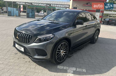 Внедорожник / Кроссовер Mercedes-Benz GLE-Class 2016 в 