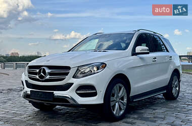 Внедорожник / Кроссовер Mercedes-Benz GLE-Class 2018 в 