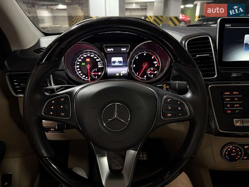 Позашляховик / Кросовер Mercedes-Benz GLE-Class 2015 в Києві