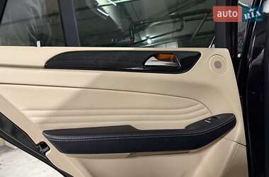 Внедорожник / Кроссовер Mercedes-Benz GLE-Class 2015 в 