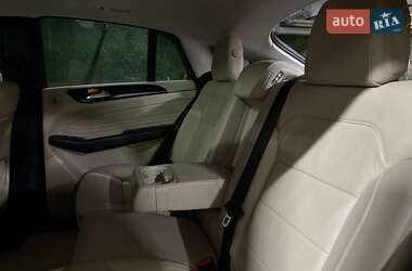 Внедорожник / Кроссовер Mercedes-Benz GLE-Class 2015 в 