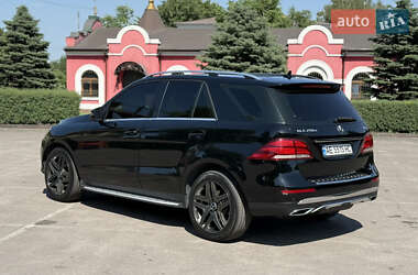 Внедорожник / Кроссовер Mercedes-Benz GLE-Class 2016 в 