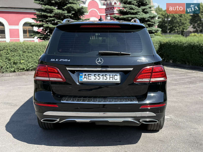 Внедорожник / Кроссовер Mercedes-Benz GLE-Class 2016 в Днепре