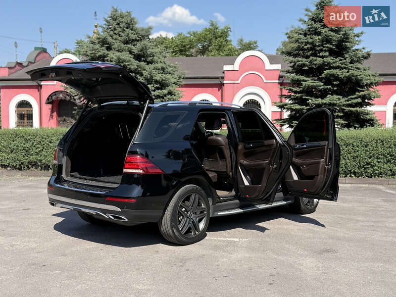 Внедорожник / Кроссовер Mercedes-Benz GLE-Class 2016 в Днепре