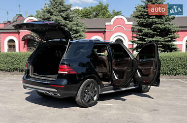 Внедорожник / Кроссовер Mercedes-Benz GLE-Class 2016 в 