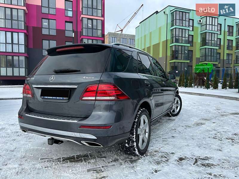 Внедорожник / Кроссовер Mercedes-Benz GLE-Class 2016 в 