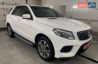 Внедорожник / Кроссовер Mercedes-Benz GLE-Class 2017 в 