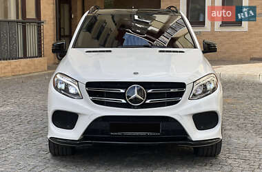 Внедорожник / Кроссовер Mercedes-Benz GLE-Class 2018 в 