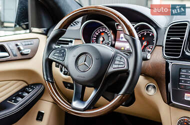 Внедорожник / Кроссовер Mercedes-Benz GLE-Class 2015 в 