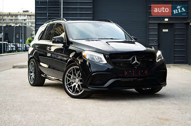 Внедорожник / Кроссовер Mercedes-Benz GLE-Class 2015 в Киеве