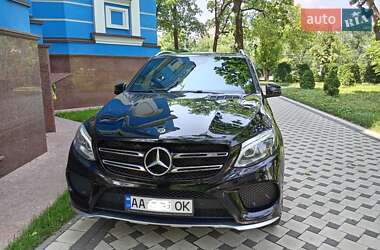 Внедорожник / Кроссовер Mercedes-Benz GLE-Class 2017 в 