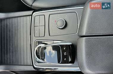 Внедорожник / Кроссовер Mercedes-Benz GLE-Class 2016 в 