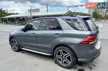 Внедорожник / Кроссовер Mercedes-Benz GLE-Class 2018 в 