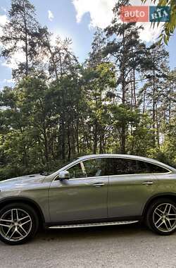 Внедорожник / Кроссовер Mercedes-Benz GLE-Class 2015 в 