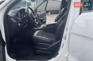 Внедорожник / Кроссовер Mercedes-Benz GLE-Class 2016 в 