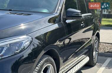 Внедорожник / Кроссовер Mercedes-Benz GLE-Class 2018 в 
