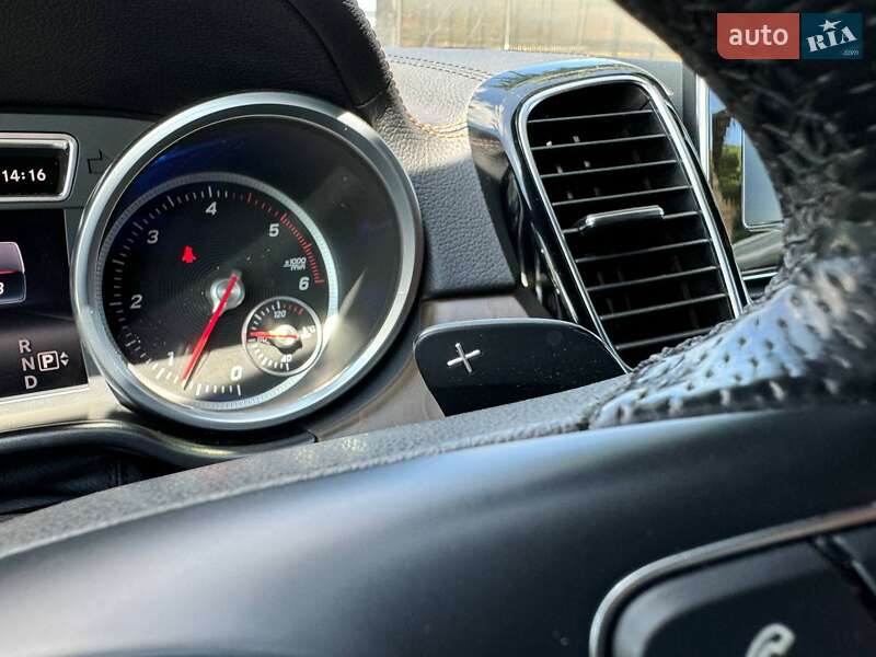 Внедорожник / Кроссовер Mercedes-Benz GLE-Class 2016 в Киеве