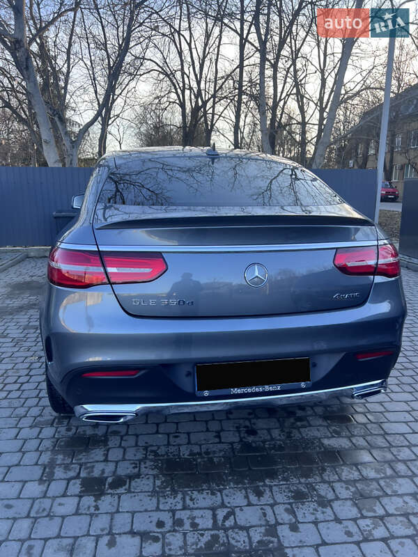 Внедорожник / Кроссовер Mercedes-Benz GLE-Class 2016 в Ивано-Франковске