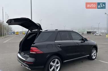 Внедорожник / Кроссовер Mercedes-Benz GLE-Class 2018 в 