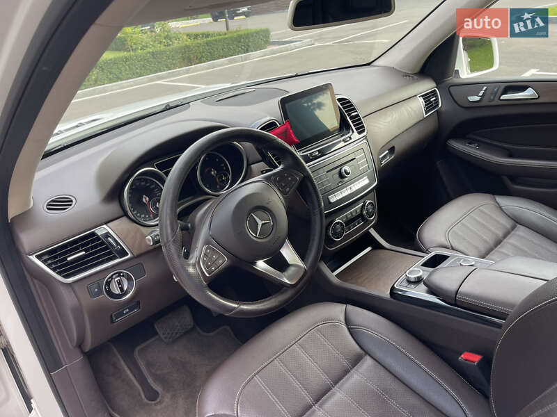 Внедорожник / Кроссовер Mercedes-Benz GLE-Class 2016 в Киеве