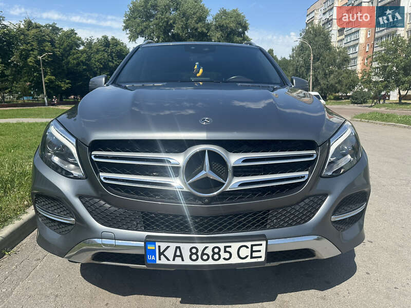 Внедорожник / Кроссовер Mercedes-Benz GLE-Class 2018 в 