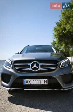 Внедорожник / Кроссовер Mercedes-Benz GLE-Class 2017 в 