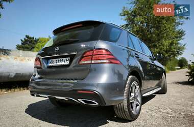 Внедорожник / Кроссовер Mercedes-Benz GLE-Class 2017 в 