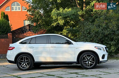 Позашляховик / Кросовер Mercedes-Benz GLE-Class 2017 в 