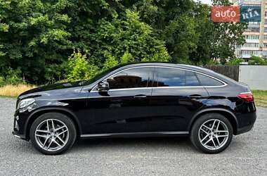 Позашляховик / Кросовер Mercedes-Benz GLE-Class 2016 в 