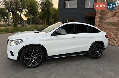 Внедорожник / Кроссовер Mercedes-Benz GLE-Class 2018 в 