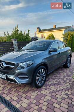 Внедорожник / Кроссовер Mercedes-Benz GLE-Class 2017 в 