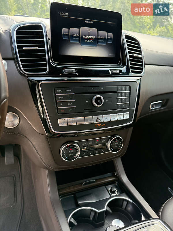 Внедорожник / Кроссовер Mercedes-Benz GLE-Class 2017 в Киеве