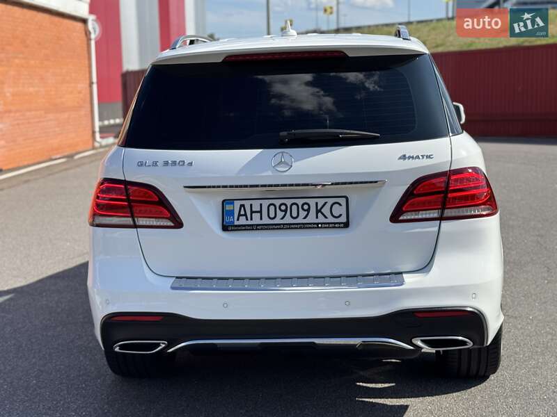 Внедорожник / Кроссовер Mercedes-Benz GLE-Class 2016 в Киеве