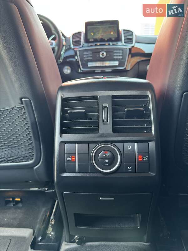 Внедорожник / Кроссовер Mercedes-Benz GLE-Class 2016 в Киеве