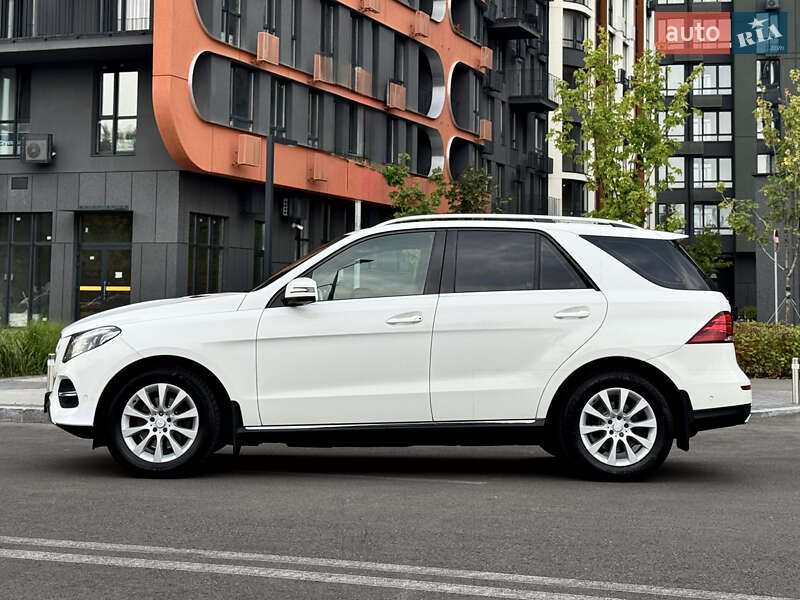 Внедорожник / Кроссовер Mercedes-Benz GLE-Class 2016 в Киеве