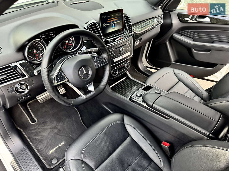 Внедорожник / Кроссовер Mercedes-Benz GLE-Class 2016 в Киеве