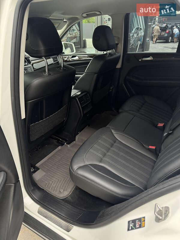 Внедорожник / Кроссовер Mercedes-Benz GLE-Class 2015 в Тернополе