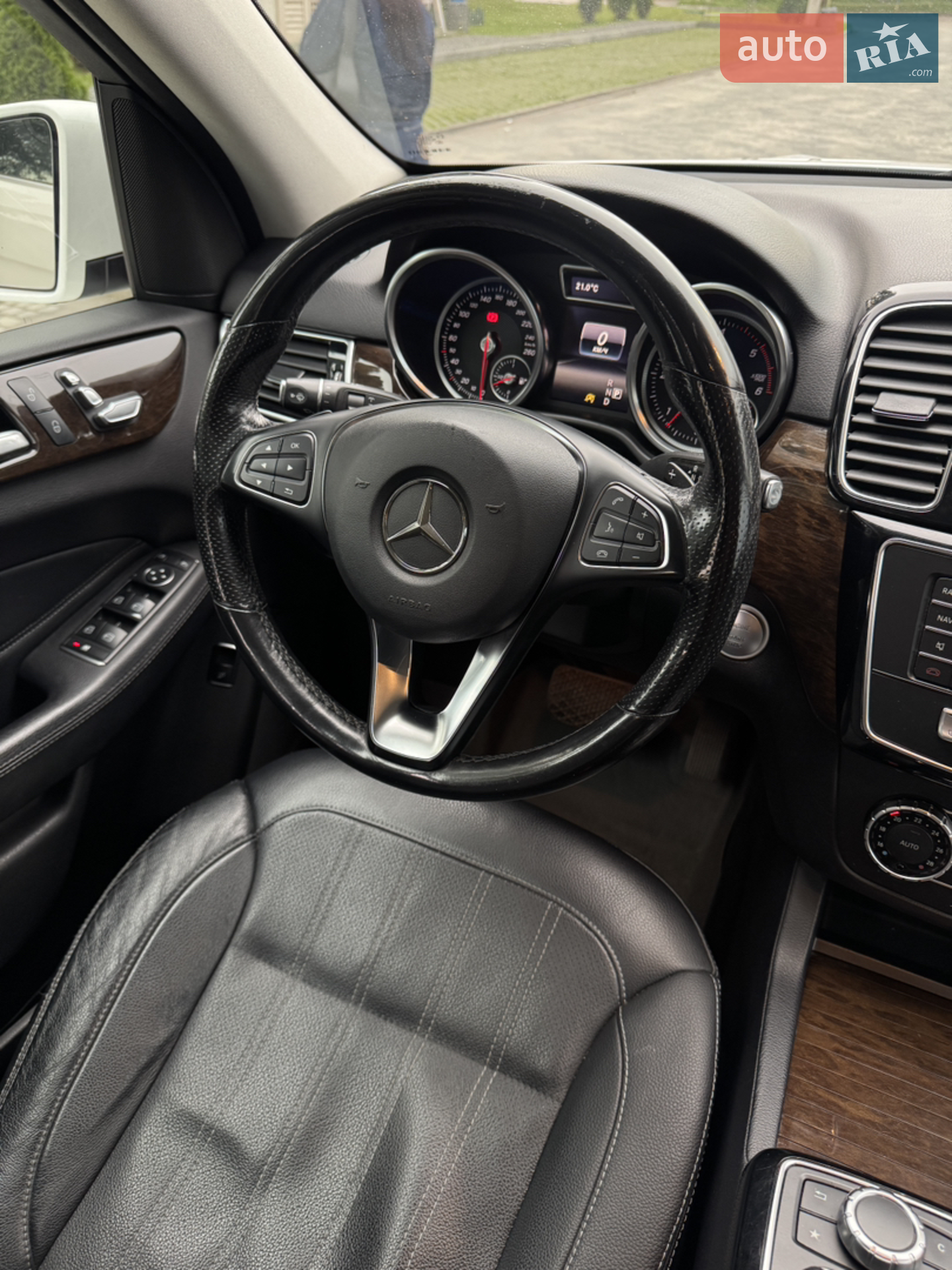 2015 Mercedes-Benz GLE - мініатюра 23