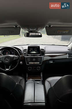 Внедорожник / Кроссовер Mercedes-Benz GLE-Class 2015 в 