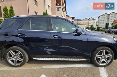 Позашляховик / Кросовер Mercedes-Benz GLE-Class 2016 в 