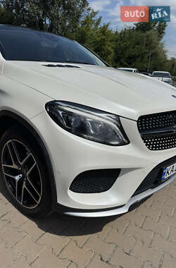 Внедорожник / Кроссовер Mercedes-Benz GLE-Class 2018 в 