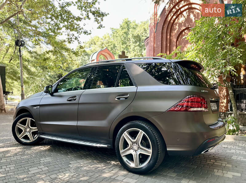 Внедорожник / Кроссовер Mercedes-Benz GLE-Class 2015 в Одессе